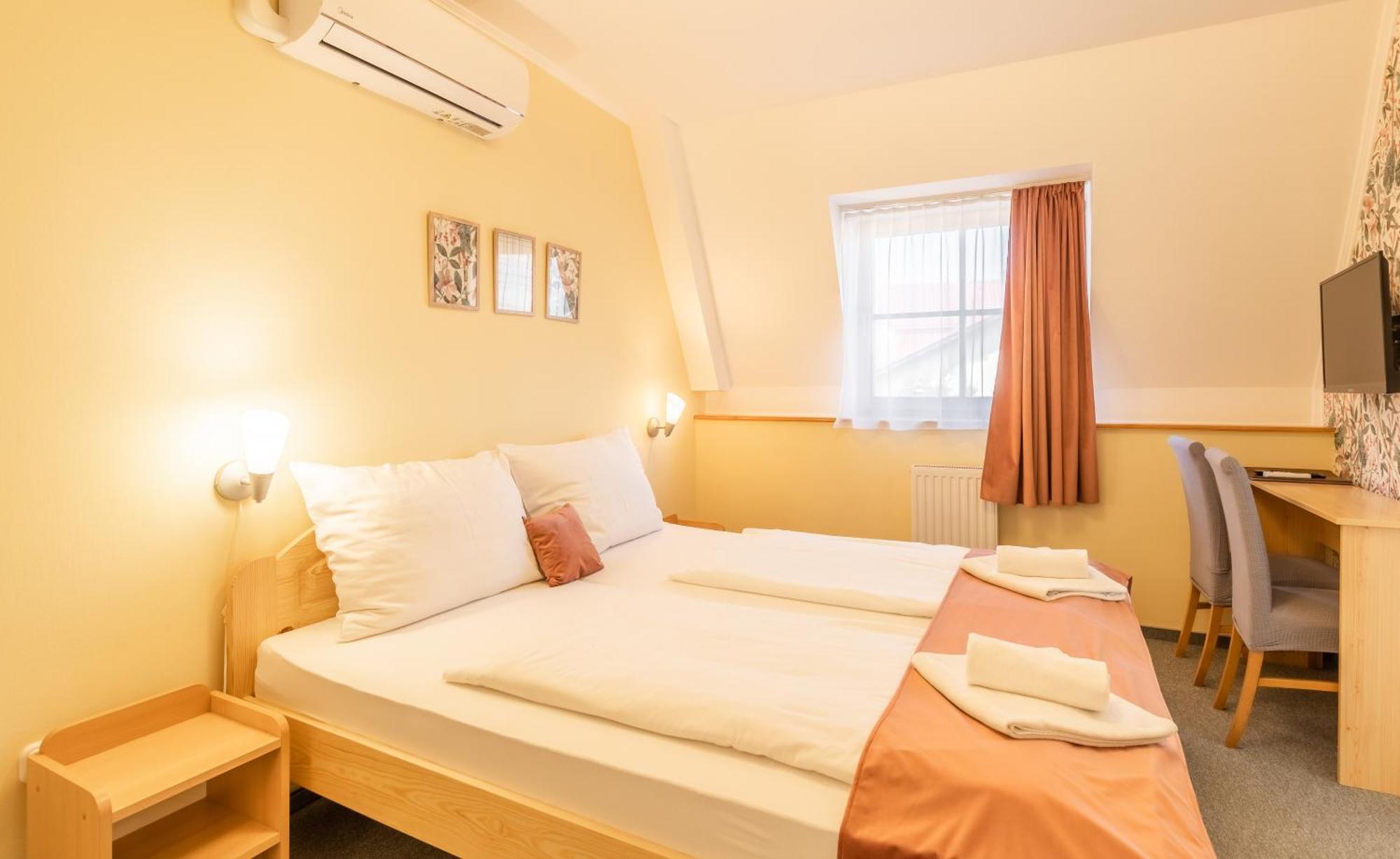 Bed and Breakfast Regia Panzio à Halászi Extérieur photo
